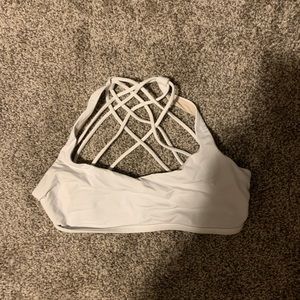Lululemon Free to be wild bra